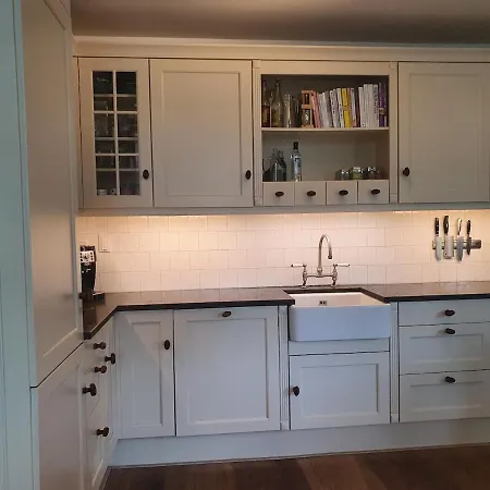 Fantastic House With A Large Roof Terrace Downtown