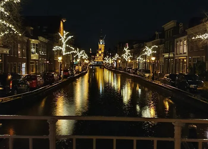 Fantastic House With A Large Roof Terrace Downtown * アルクマール